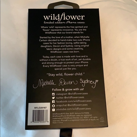 Flower Patterned Phone Case - Picture 2 of 3